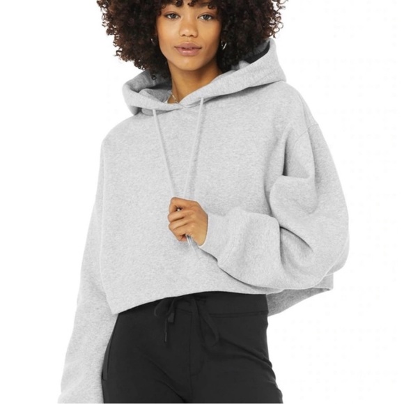 Alo Yoga Bae Cropped Hoodie Sweatshirt - Picture 2 of 9